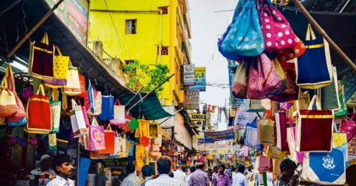 shopping streets of mumbai