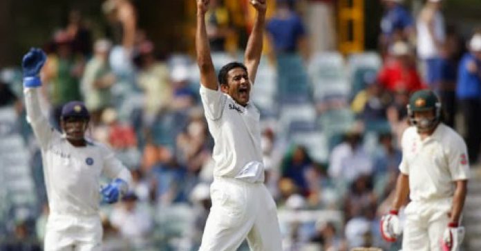 anil kumble test wickets